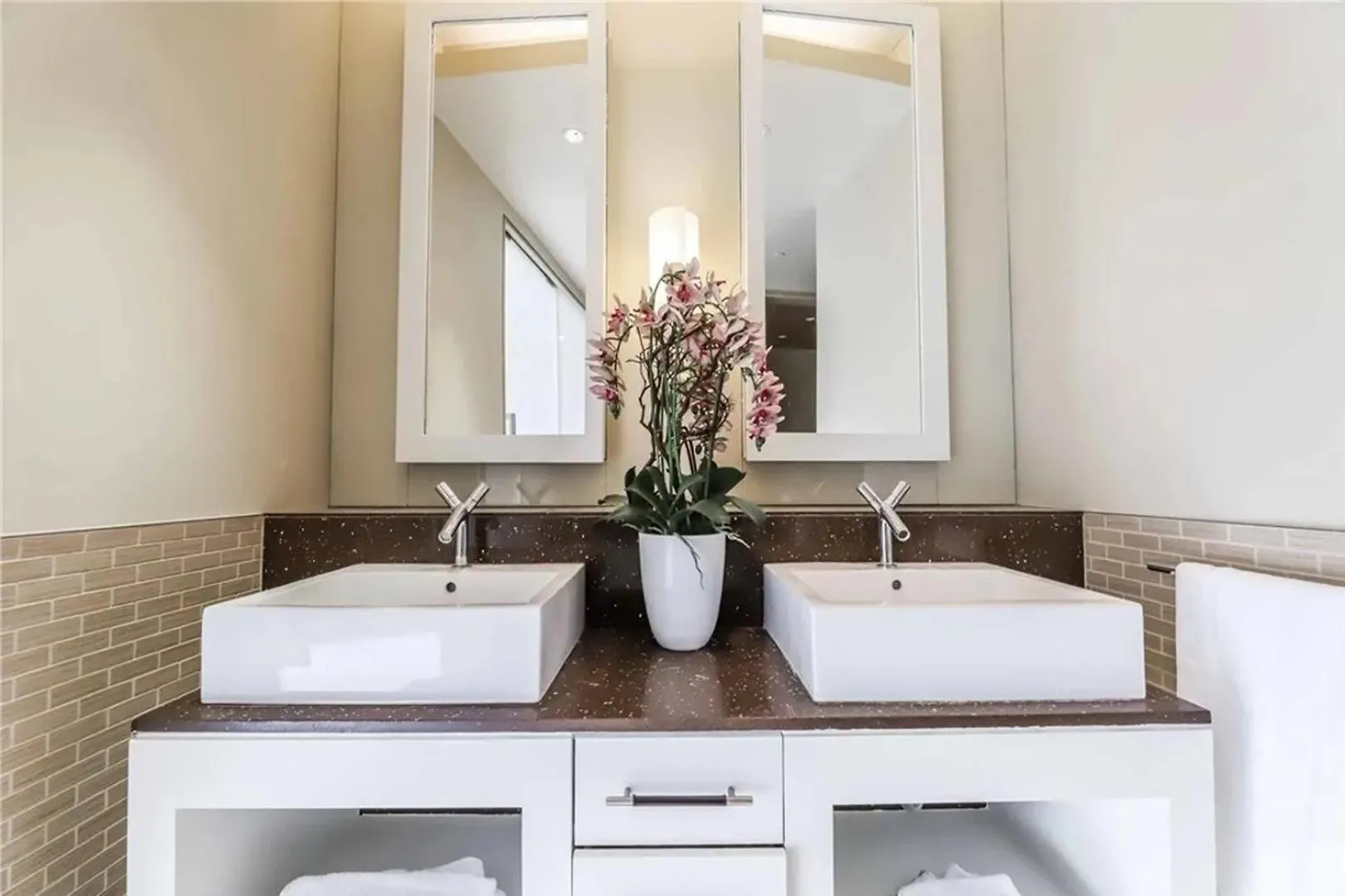 Elegant Corner 2 Bedroom Condo With Floor To Ceiling Windows Las Vegas États-Unis