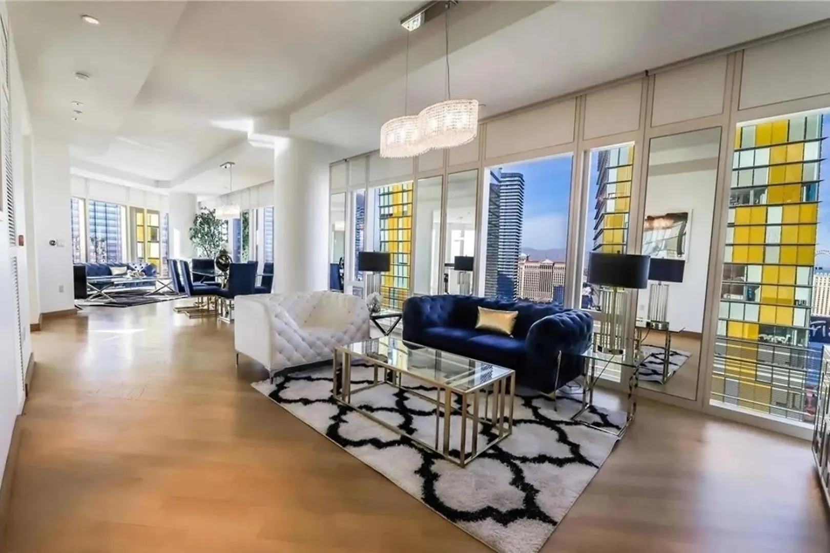 Appartement Elegant Corner 2 Bedroom Condo With Floor To Ceiling Windows Las Vegas États-Unis